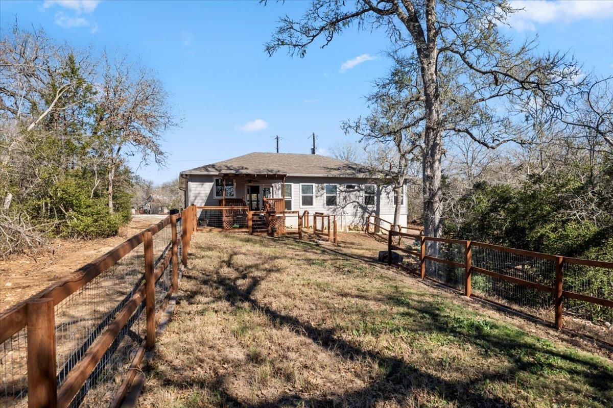 209 Iva Ln, Bastrop, TX 78602
