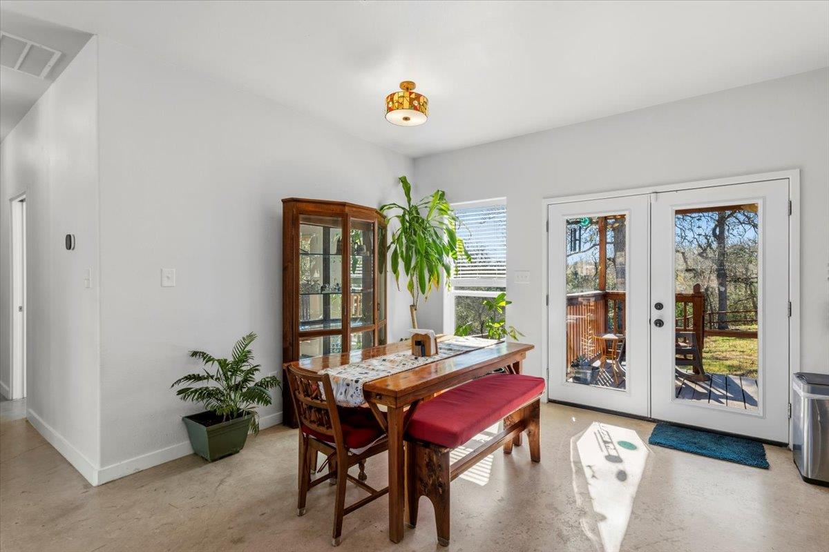 209 Iva Ln, Bastrop, TX 78602