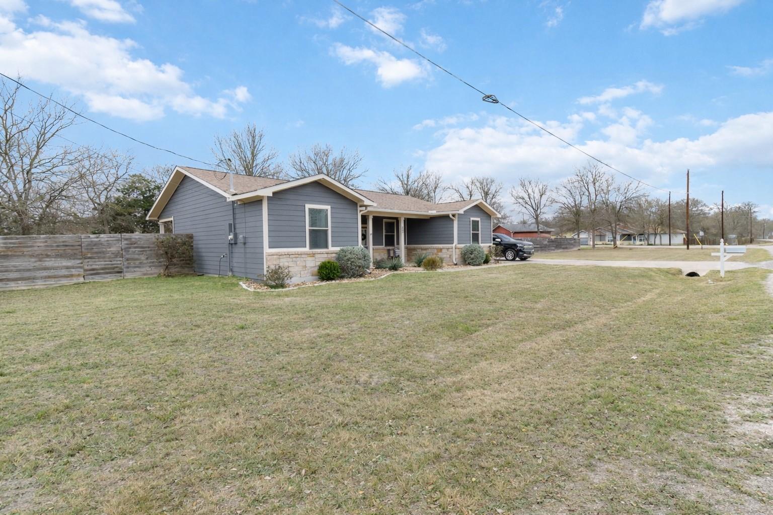 152 Keawakapu Dr, Bastrop, TX 78602