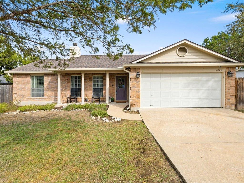 8022 Flintlock Cir, Lago Vista, TX 78645