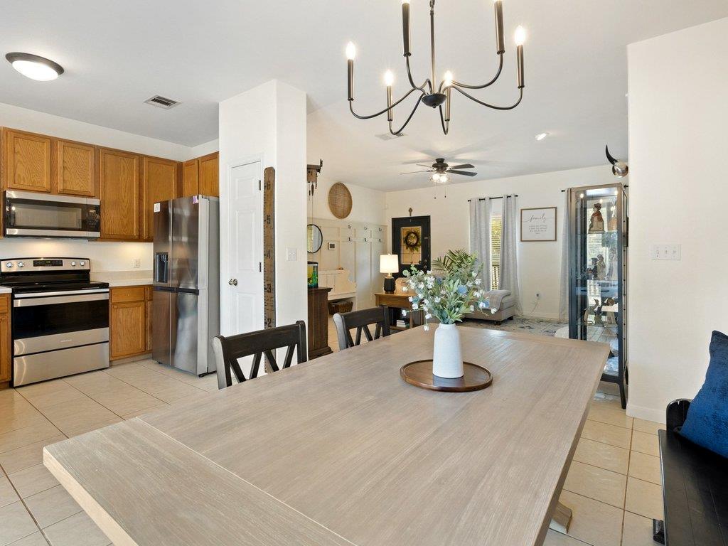 8022 Flintlock Cir, Lago Vista, TX 78645