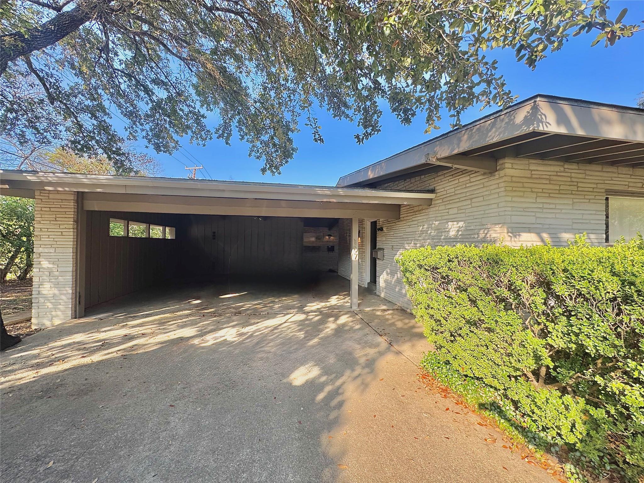 107 El Rancho Way # 103 & 107, San Antonio, TX 78209