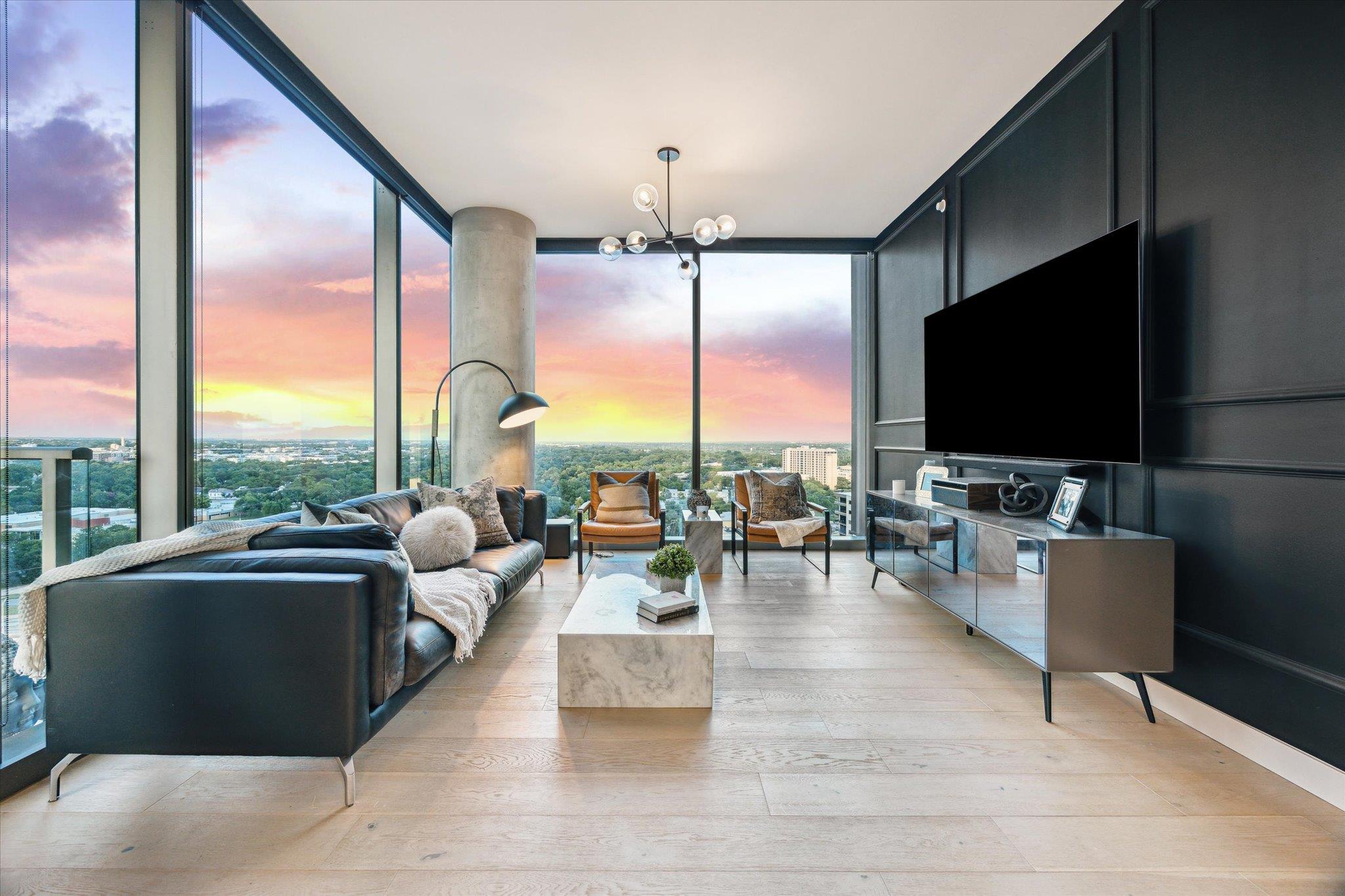 44 East Ave # 1607, Austin, TX 78701