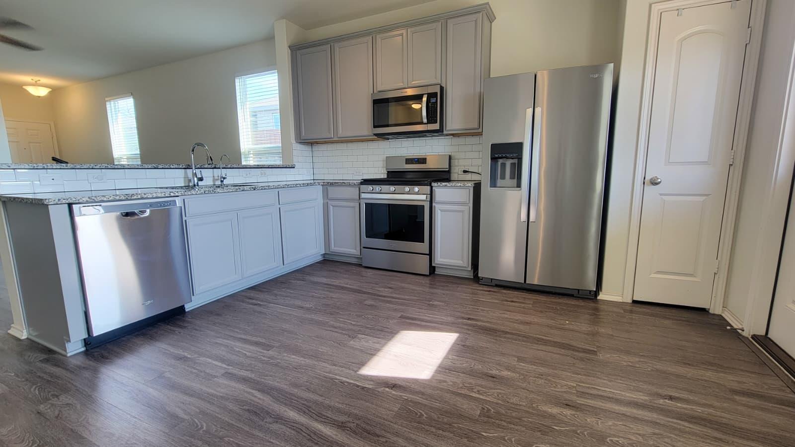 242 Thornless Cir, Buda, TX 78610