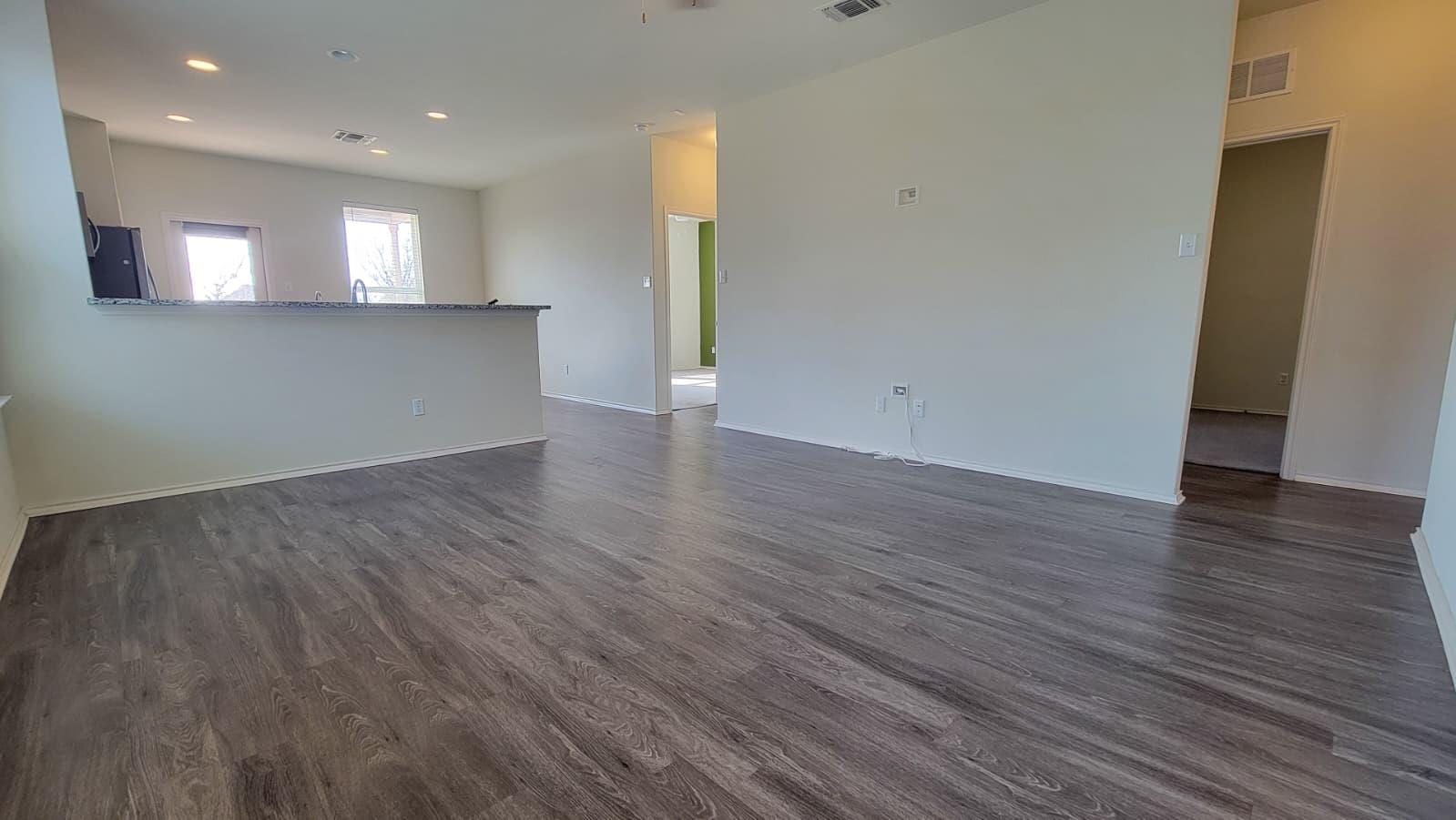 242 Thornless Cir, Buda, TX 78610