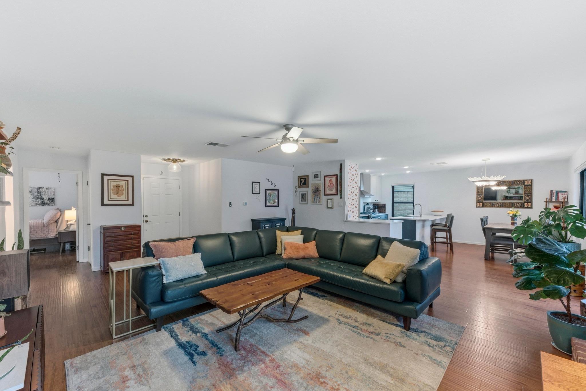 6609 Lancret Hill Dr, Austin, TX 78745