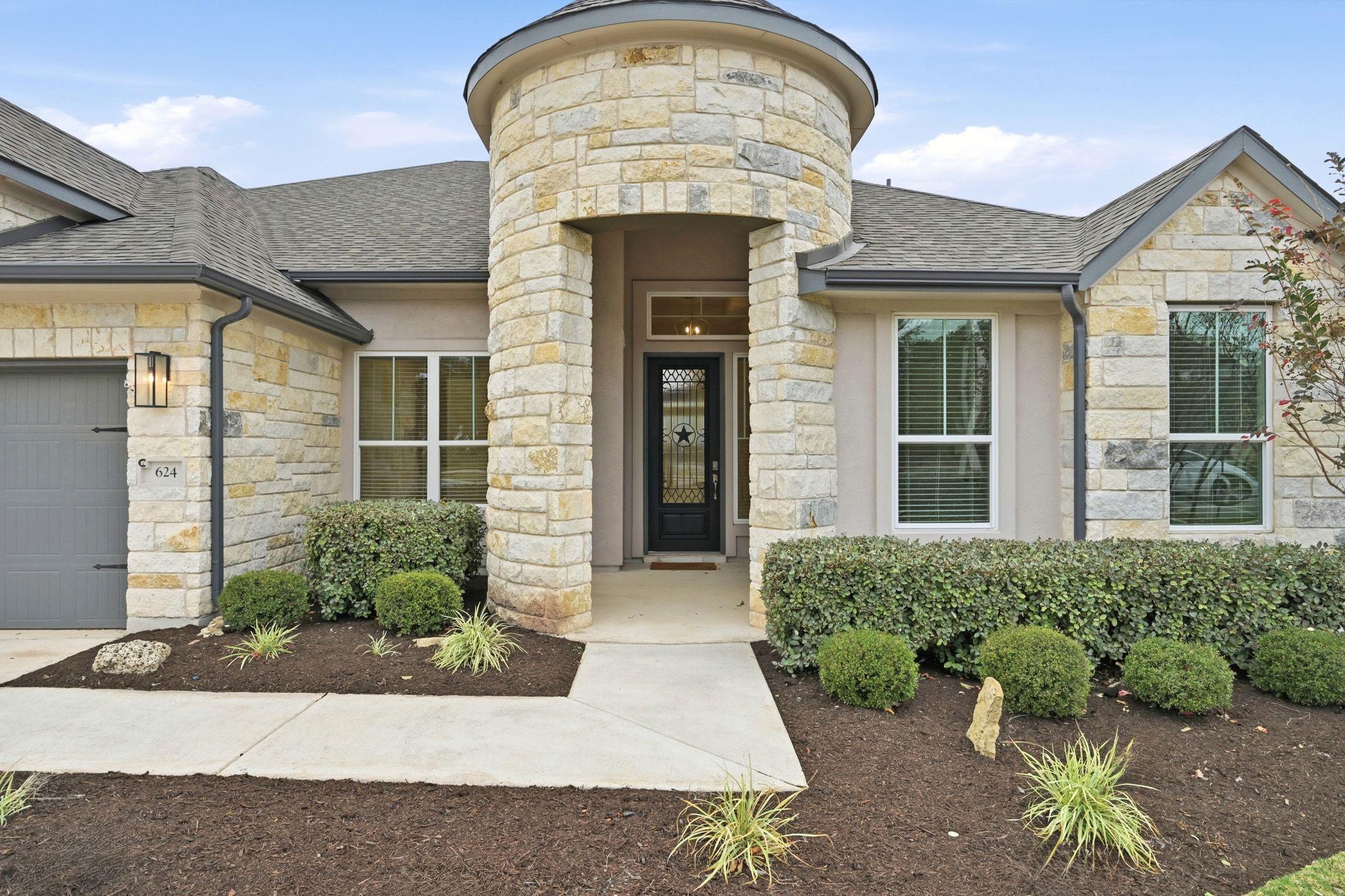 624 Mallow Rd, Leander, TX 78641