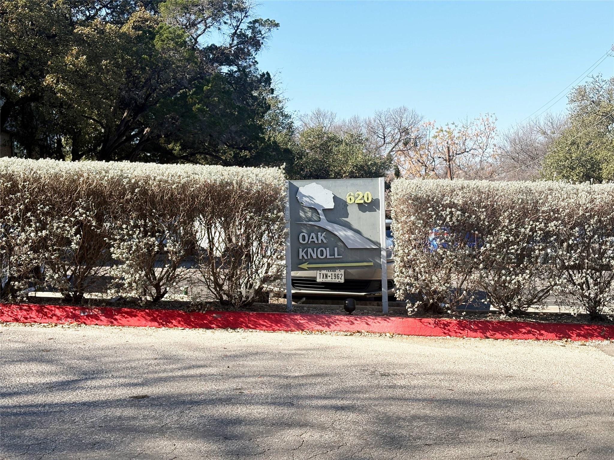 620 S 1st St # 201, Austin, TX 78704