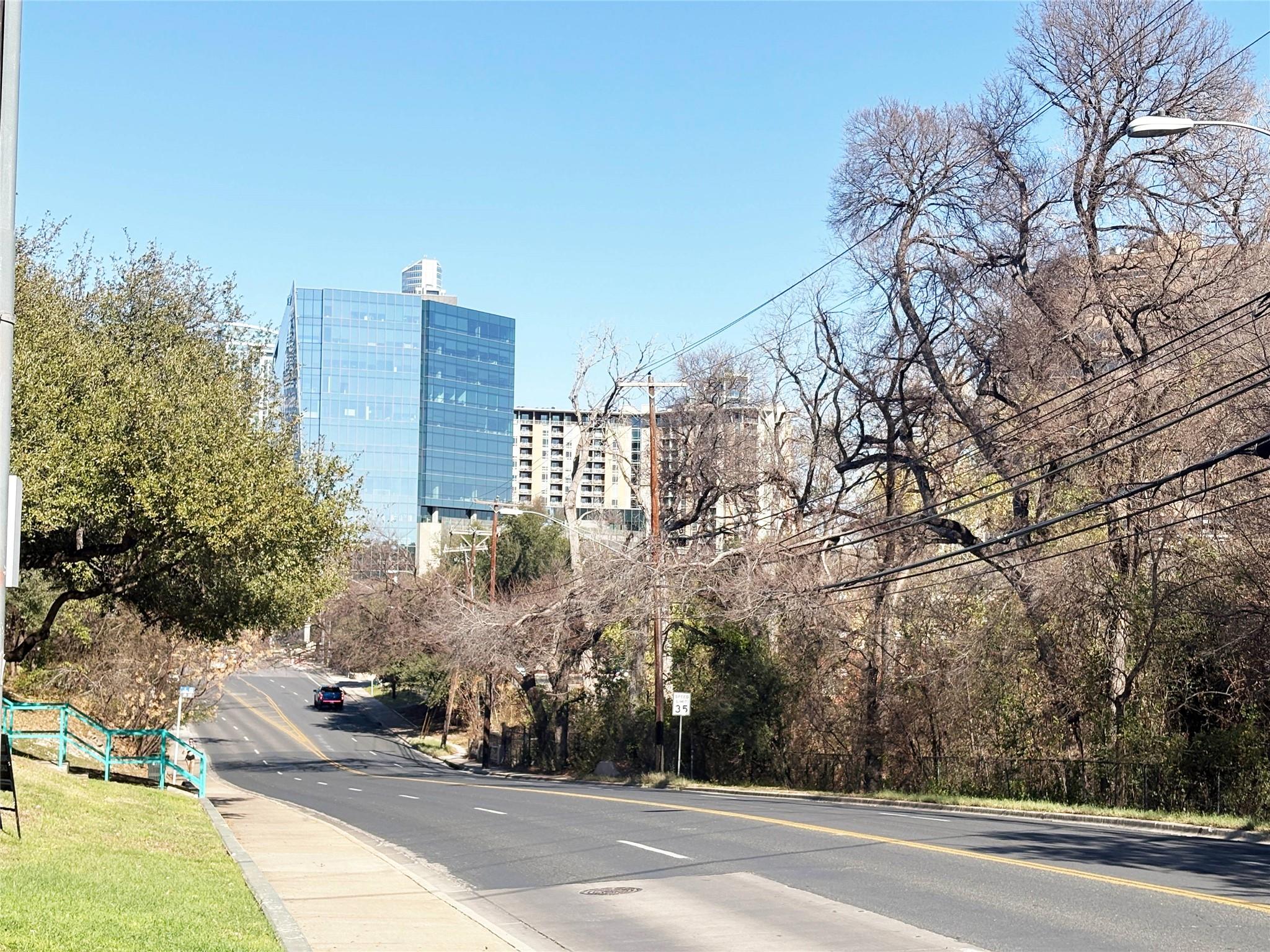 620 S 1st St # 201, Austin, TX 78704