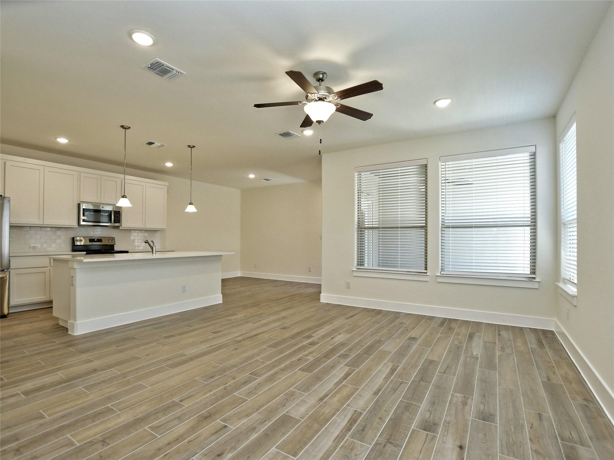 412 Parkline Dr, Georgetown, TX 78626