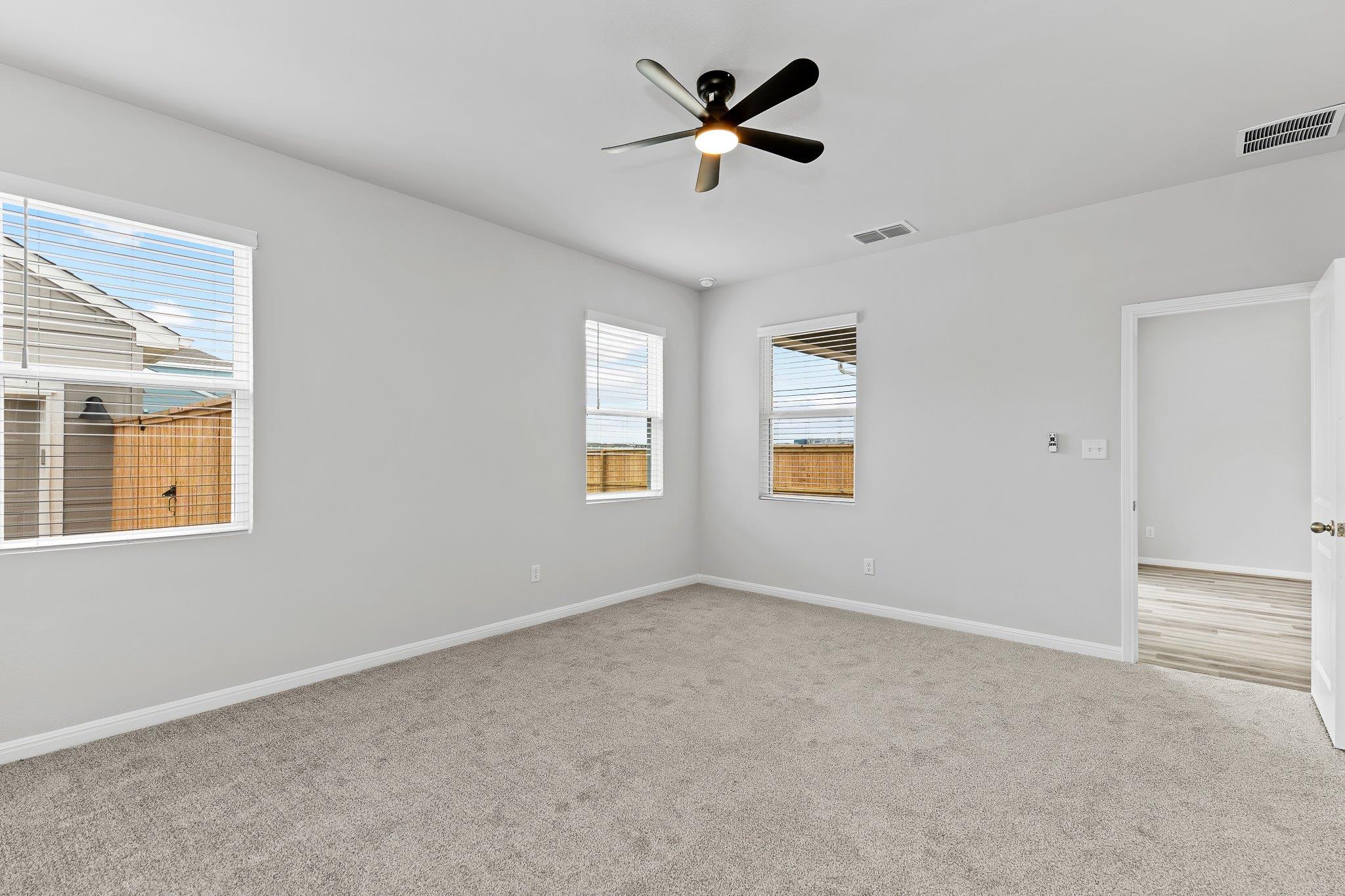 100 Elm Branch Trl, Taylor, TX 76574