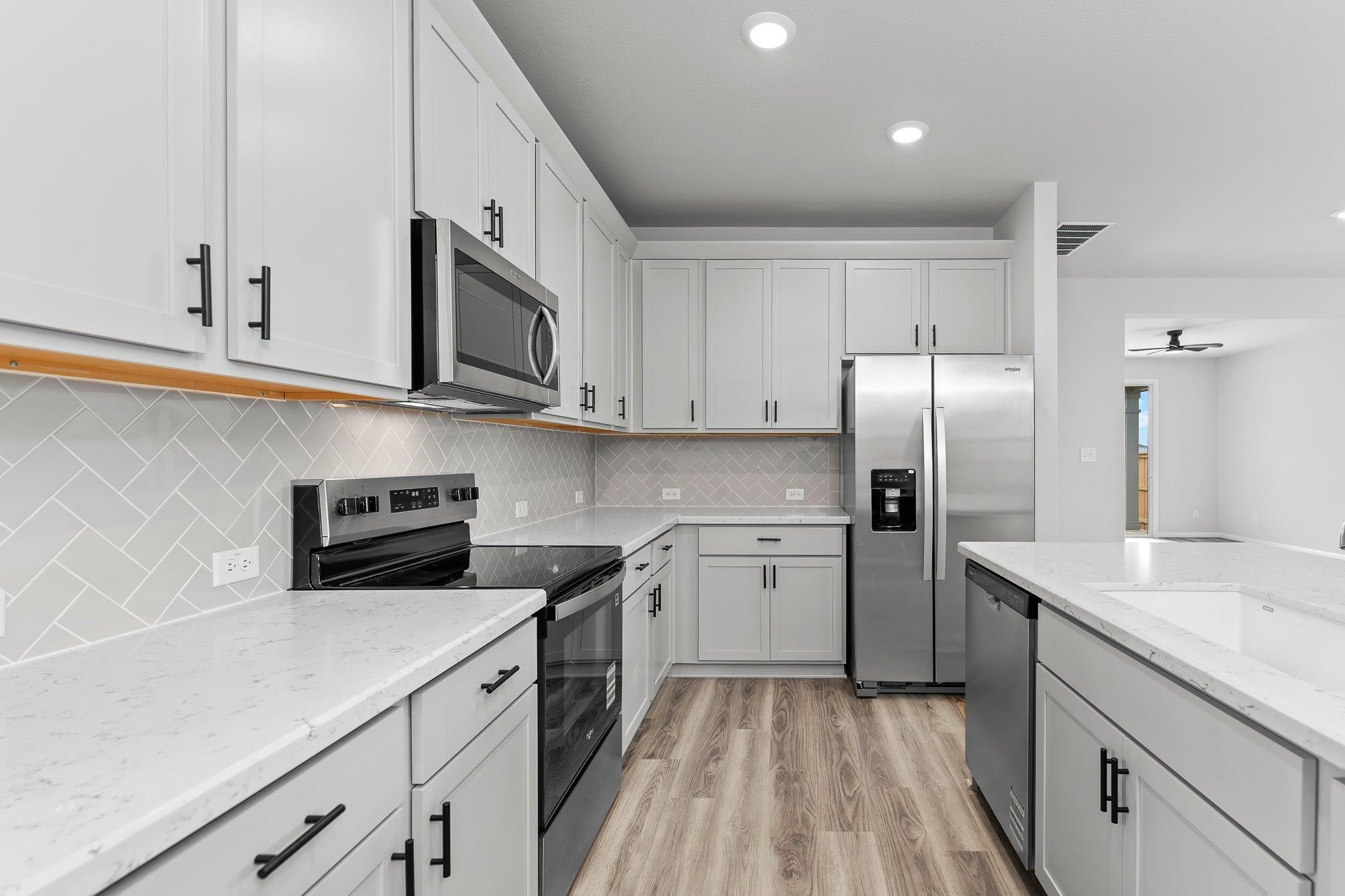 100 Elm Branch Trl, Taylor, TX 76574