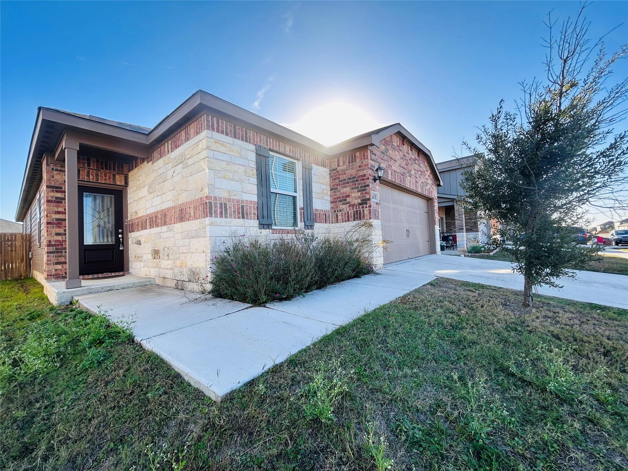 401 Liberty Meadows Dr, Liberty Hill, TX 78642