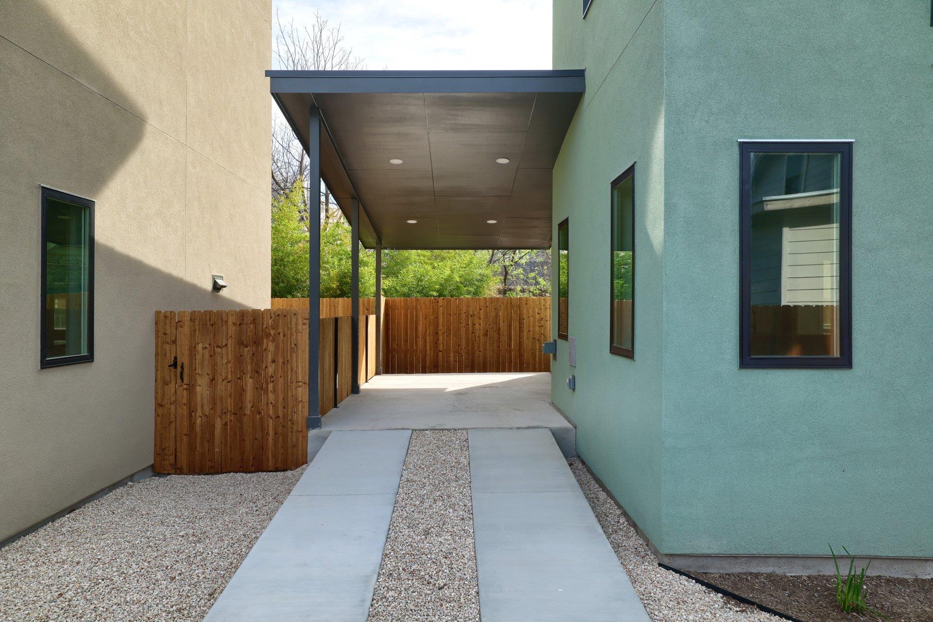 2818 E 22nd St # 2, Austin, TX 78722