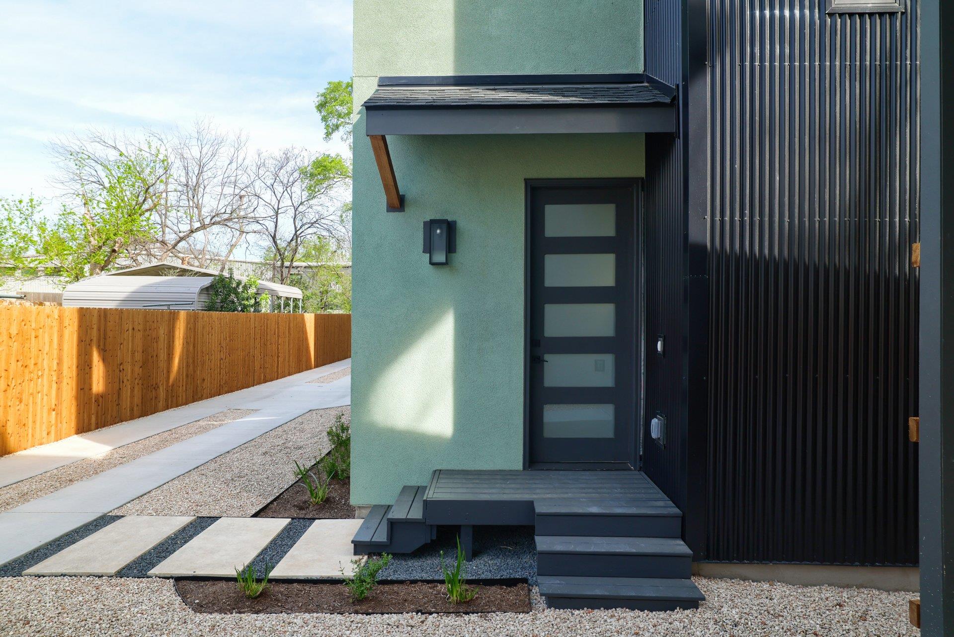 2818 E 22nd St # 2, Austin, TX 78722