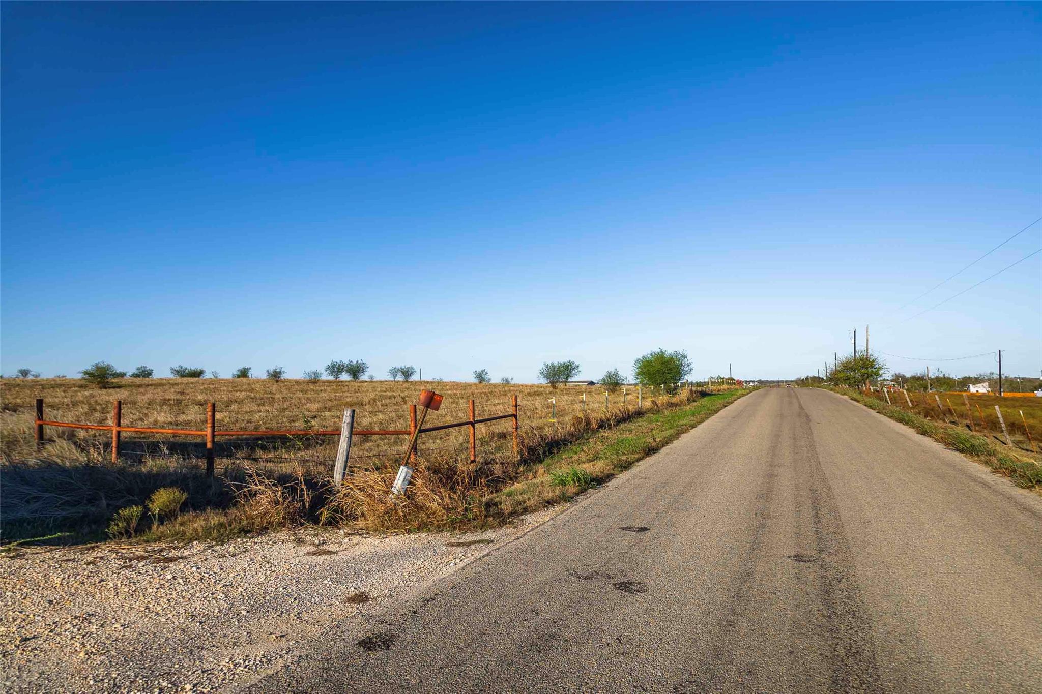 3191 County Road 463, Elgin, TX 78621