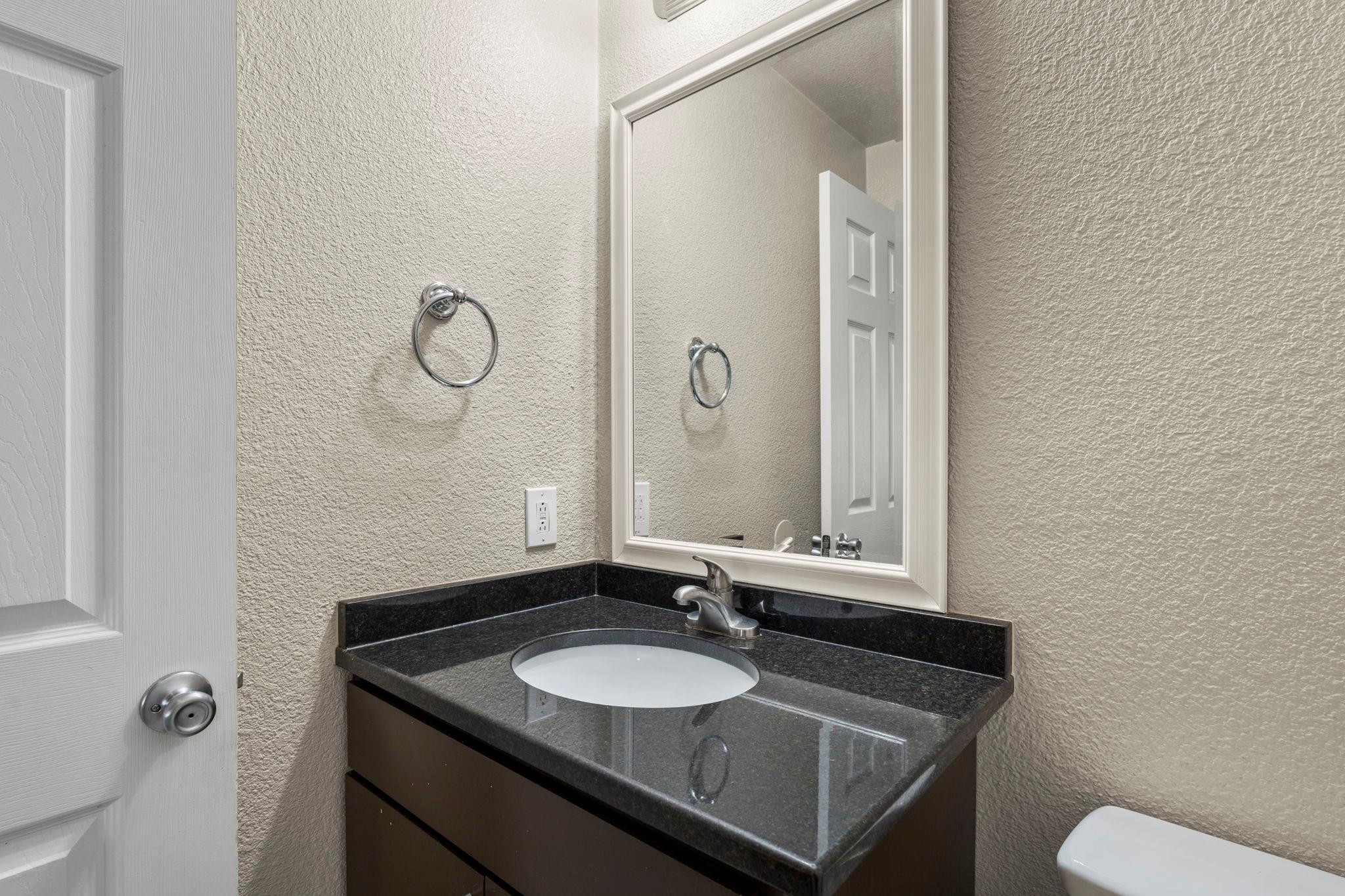 8601 Putnam Dr, Austin, TX 78757