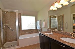 104 Tom Kite Dr, Round Rock, TX 78664