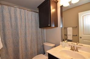 104 Tom Kite Dr, Round Rock, TX 78664