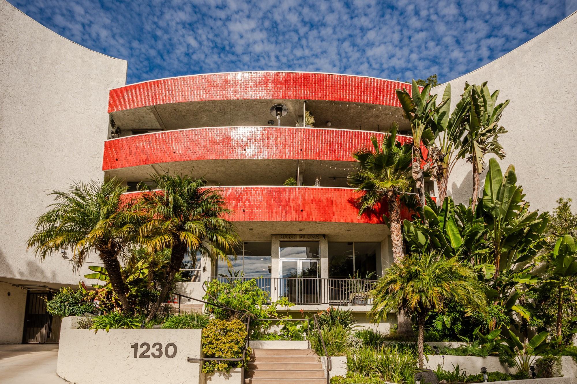 1230 Horn Ave # 524, Out of State, CA 90069