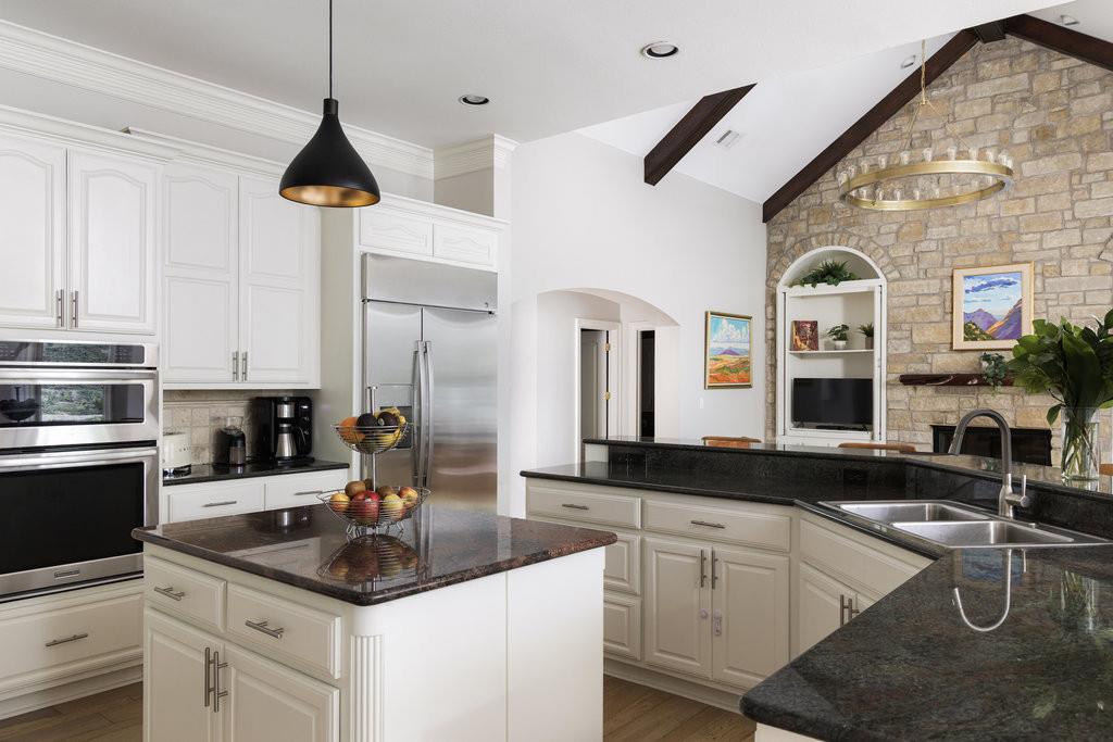 6304 Bon Terra Dr, Austin, TX 78731