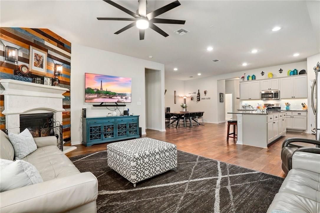 4130 Kingsley Ave, Round Rock, TX 78681