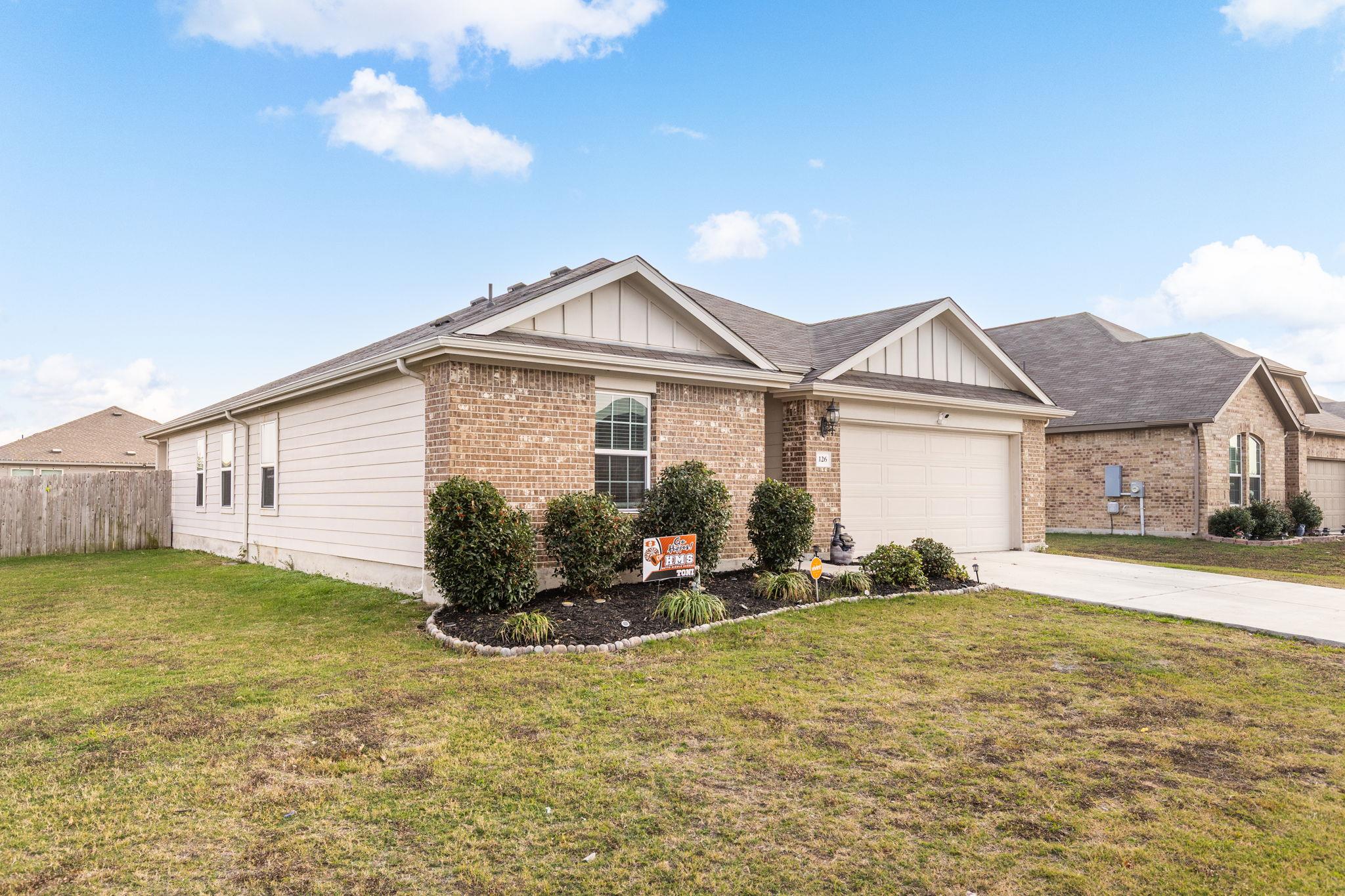 126 Balsam St, Hutto, TX 78634