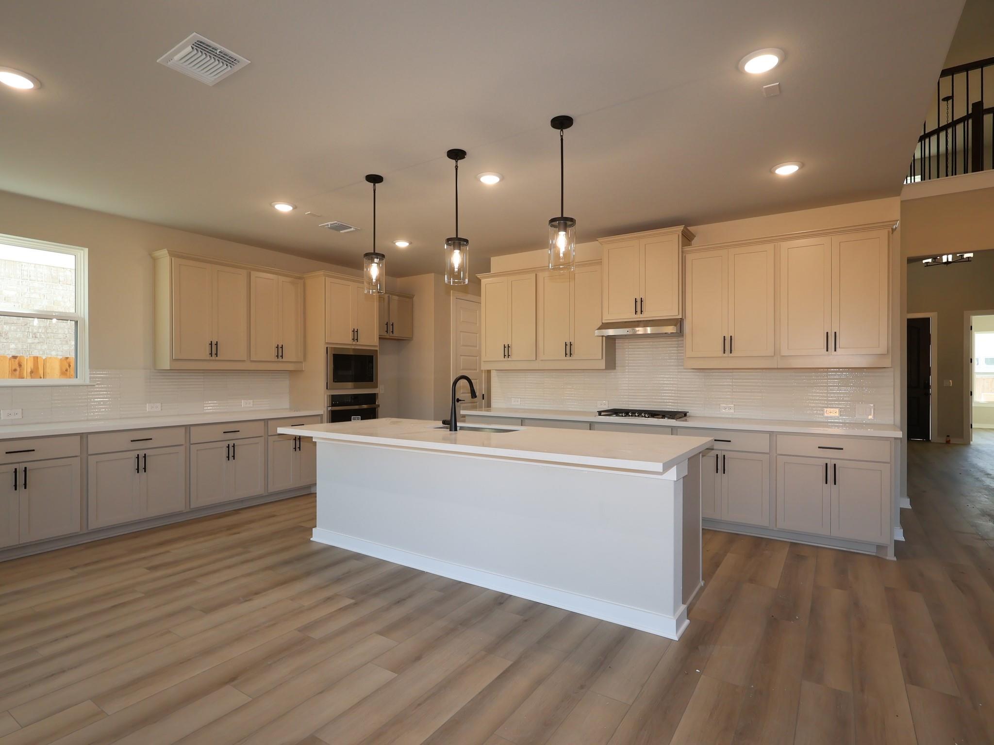 3713 Helena Way, Leander, TX 78641