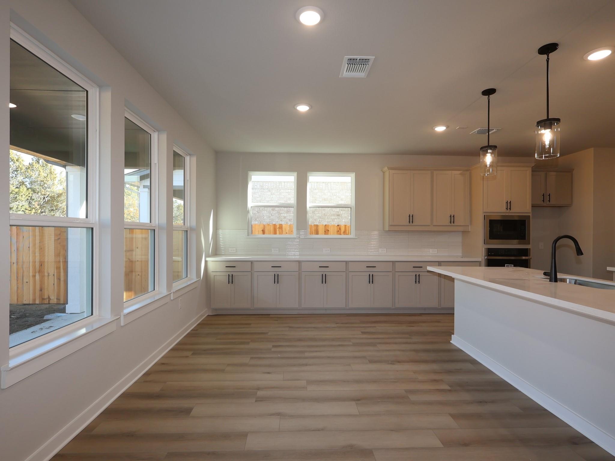 3713 Helena Way, Leander, TX 78641