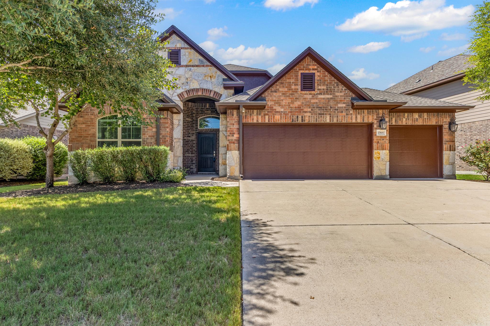 17900 Crimson Apple Way, Pflugerville, TX 78660
