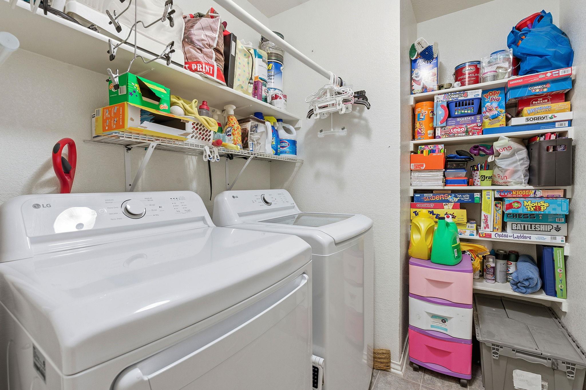 5628 SE Sunday Silence Dr, Del Valle, TX 78617