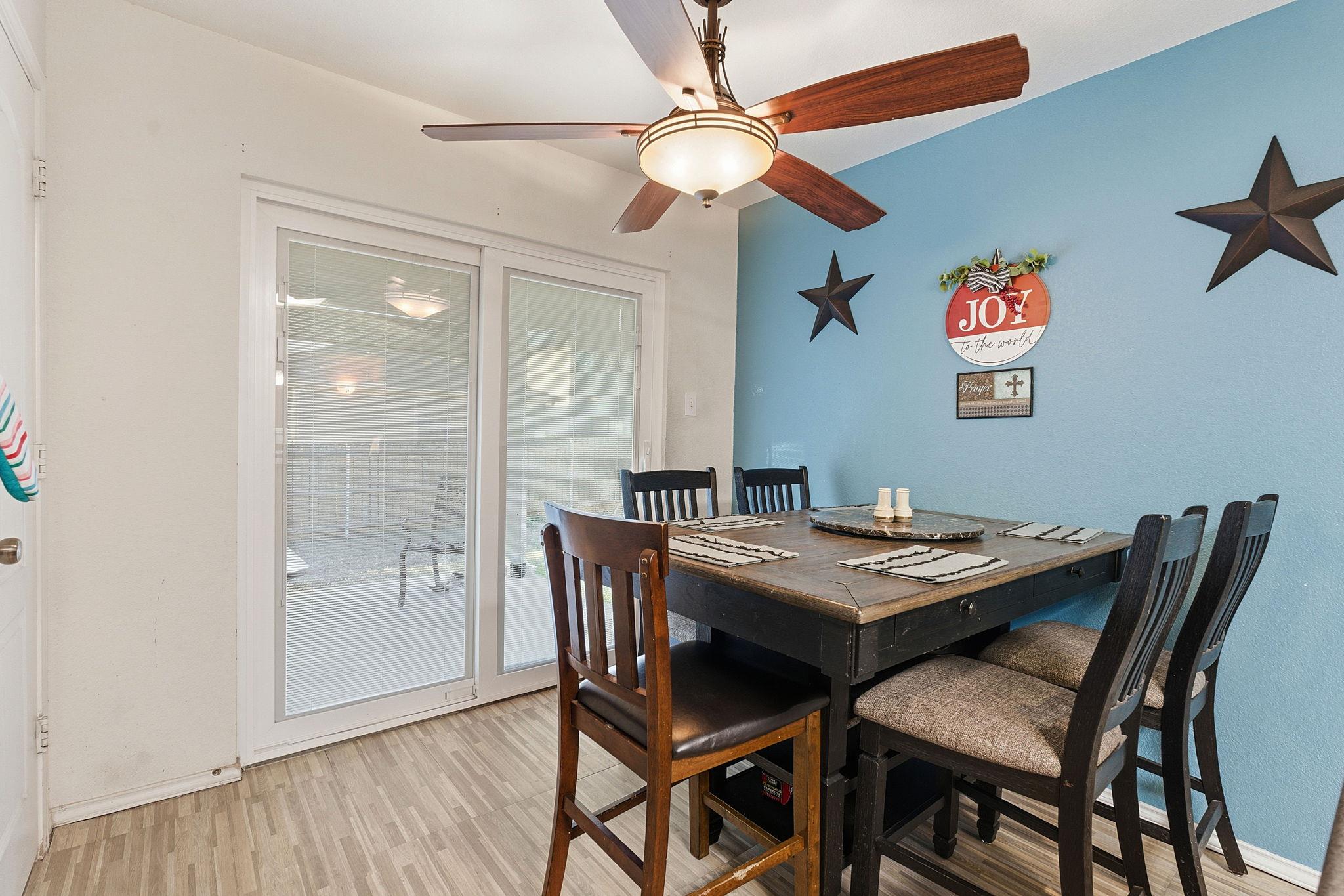 5628 SE Sunday Silence Dr, Del Valle, TX 78617