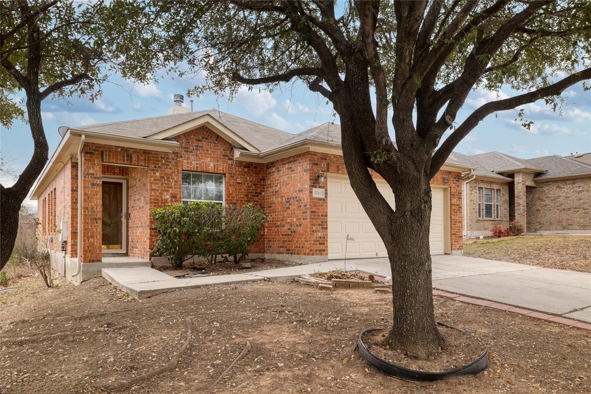 1740 Amberwood Loop, Kyle, TX 78640