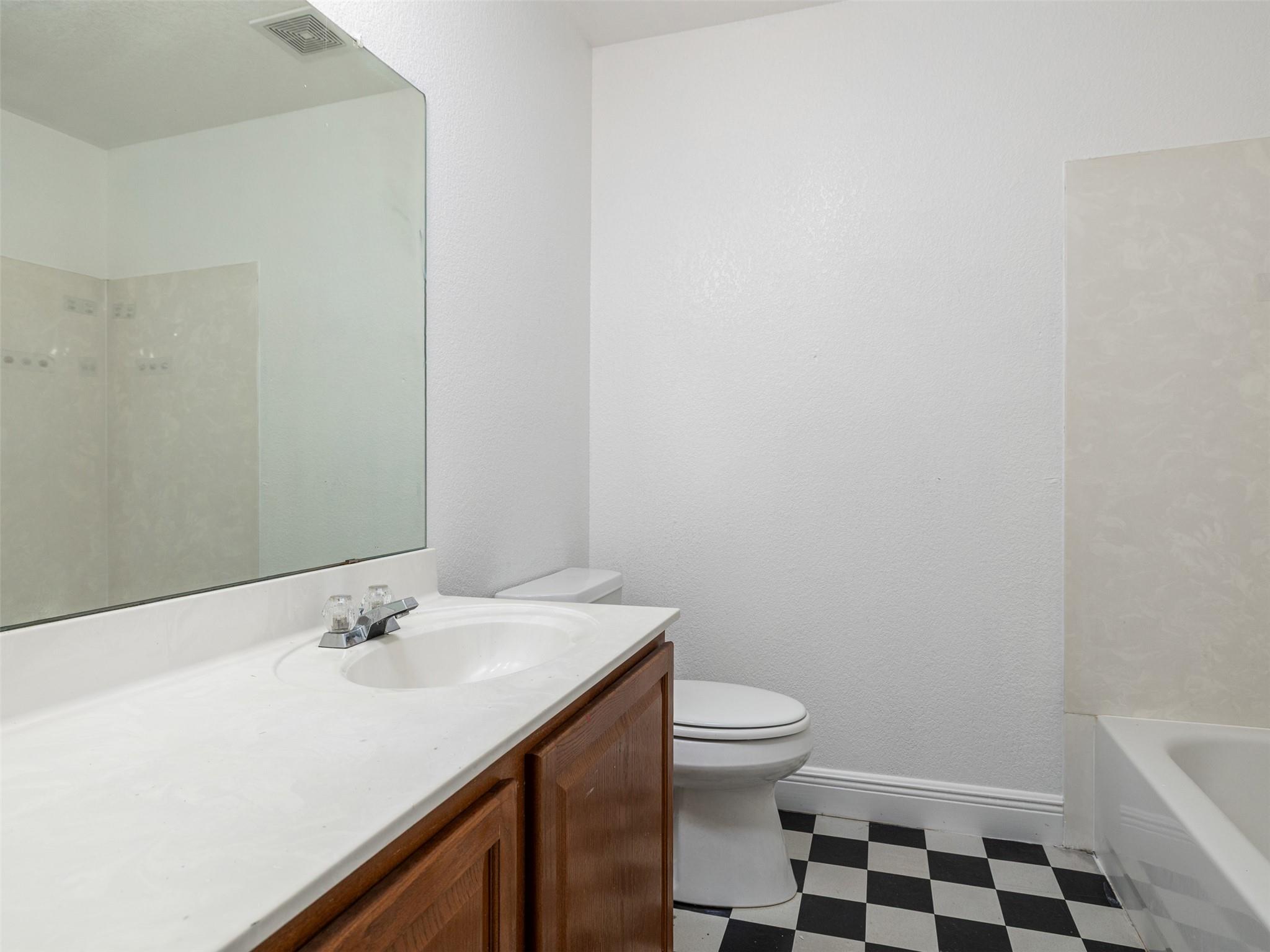 102 Erin Cv, Hutto, TX 78634