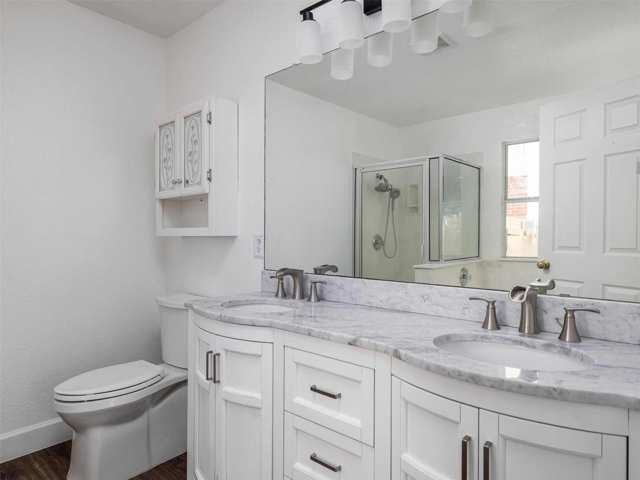 102 Erin Cv, Hutto, TX 78634