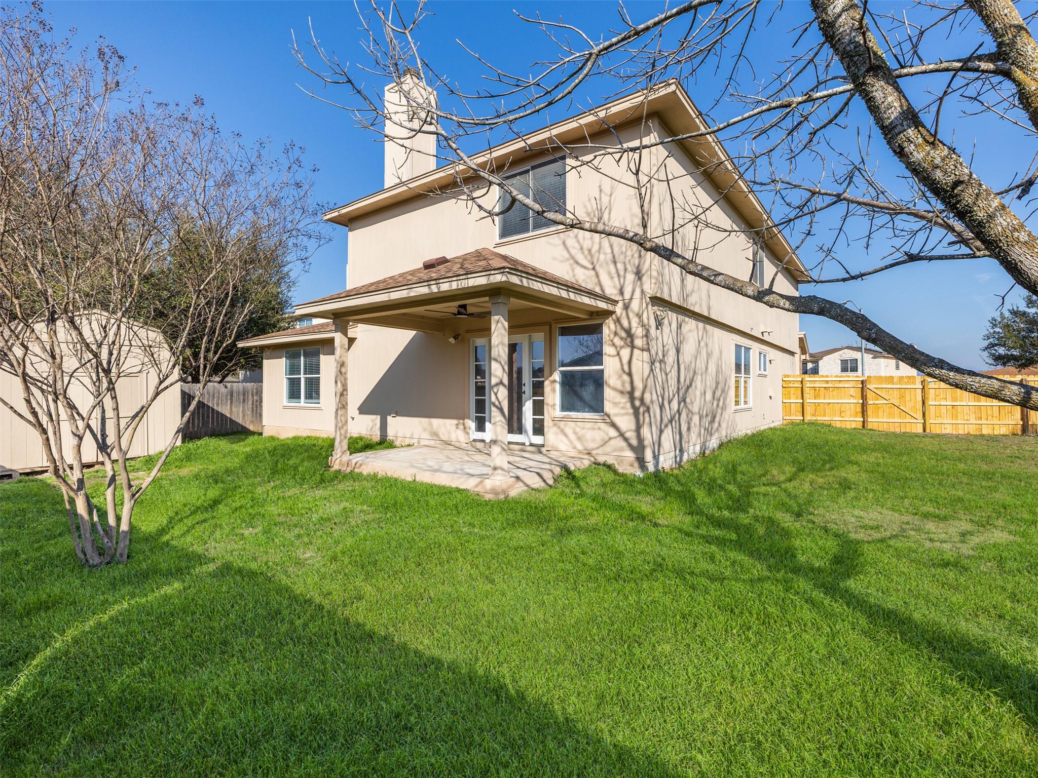 102 Erin Cv, Hutto, TX 78634