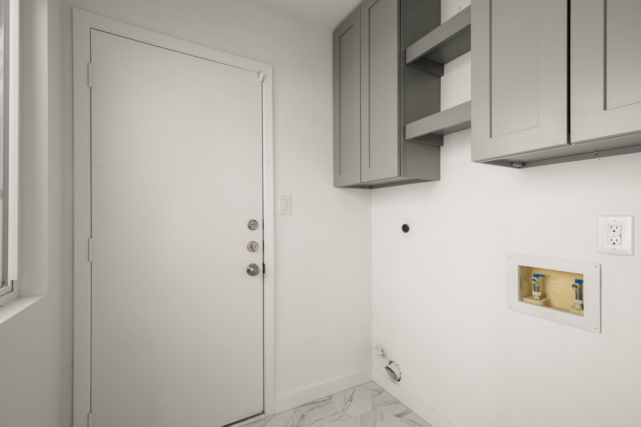 5828 Secrest Dr, Austin, TX 78759