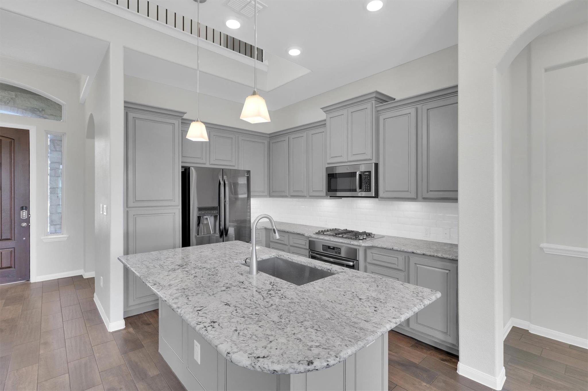 201 Cartwheel Bnd # 30, Austin, TX 78738