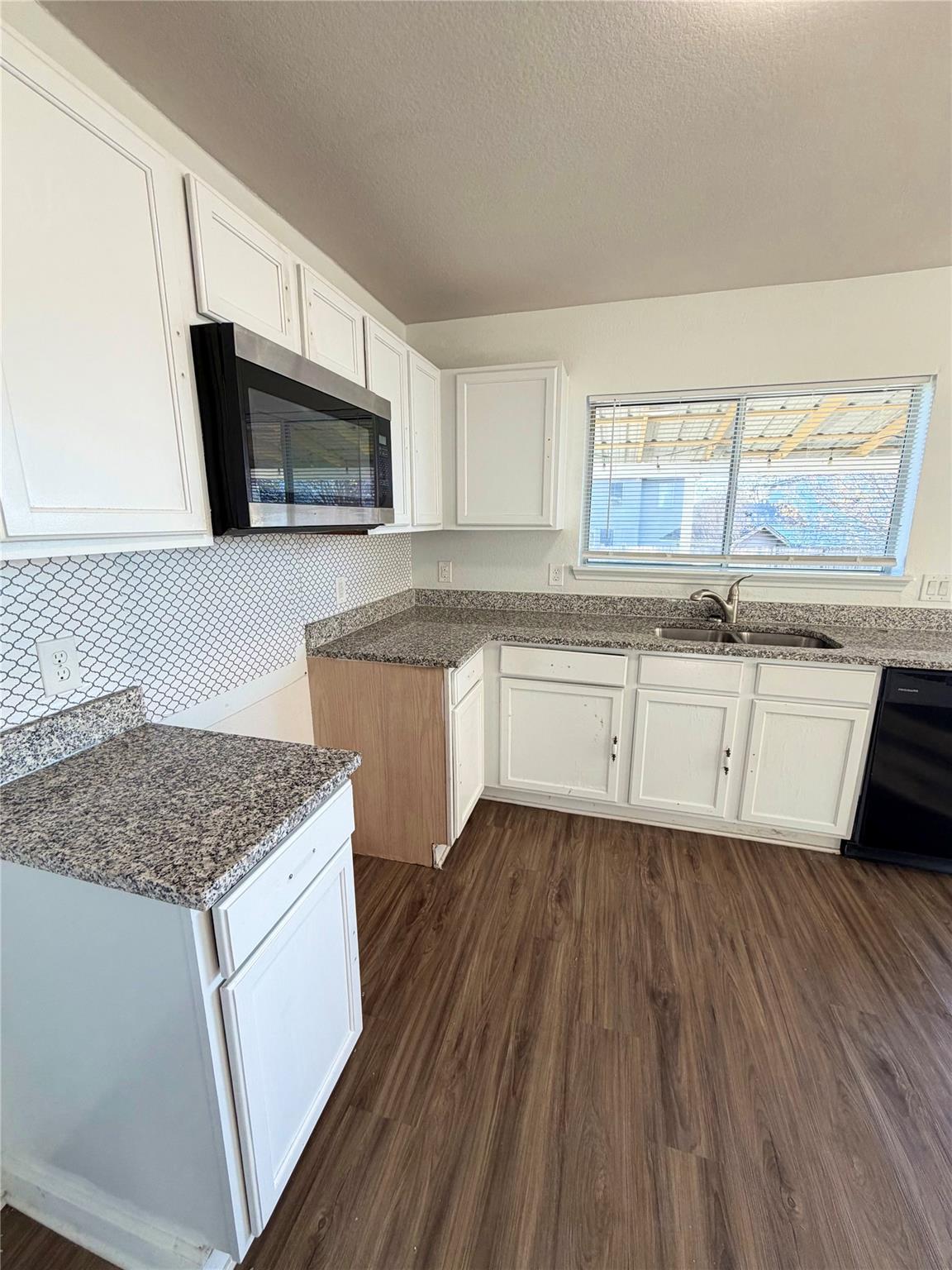 13409 Alysheba Dr, Del Valle, TX 78617