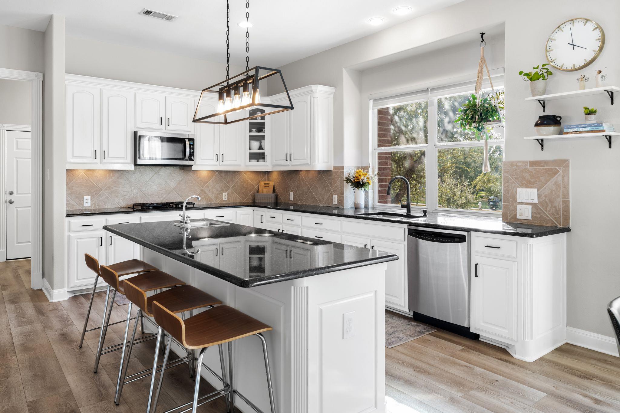 13612 Flat Top Ranch Rd, Austin, TX 78732