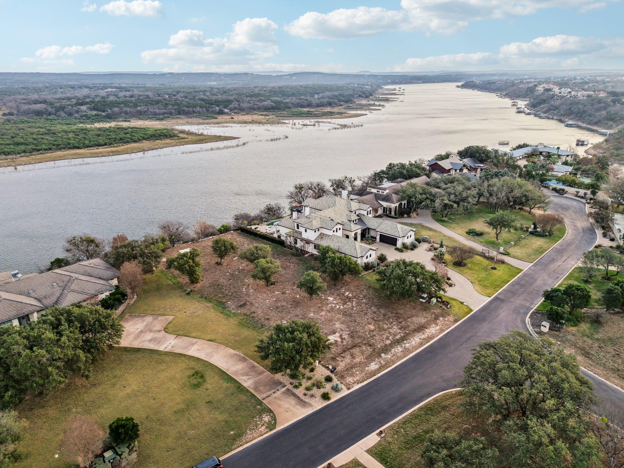 26710 Founders Pl, Spicewood, TX 78669