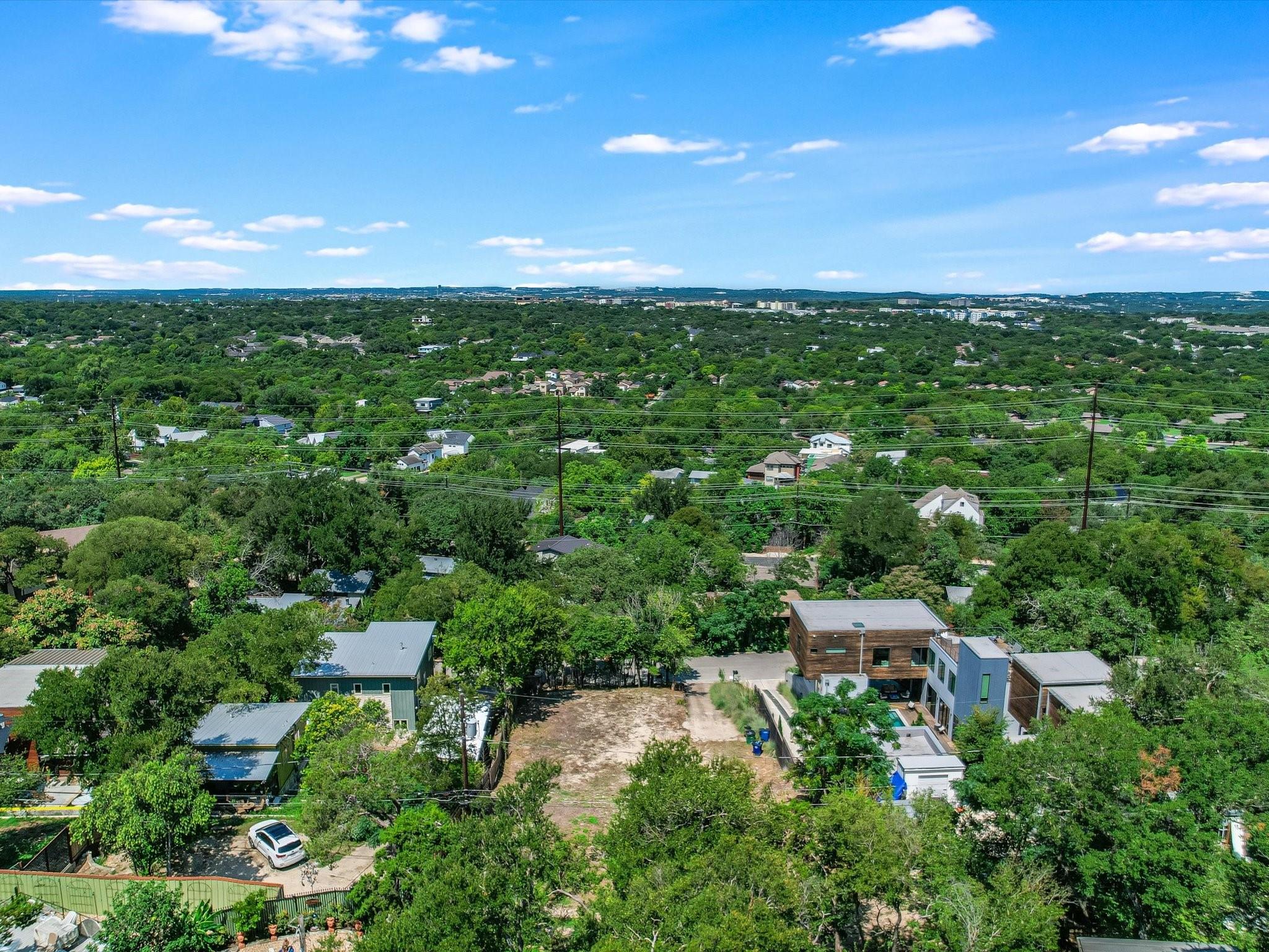 3007 S 4th St, Austin, TX 78704