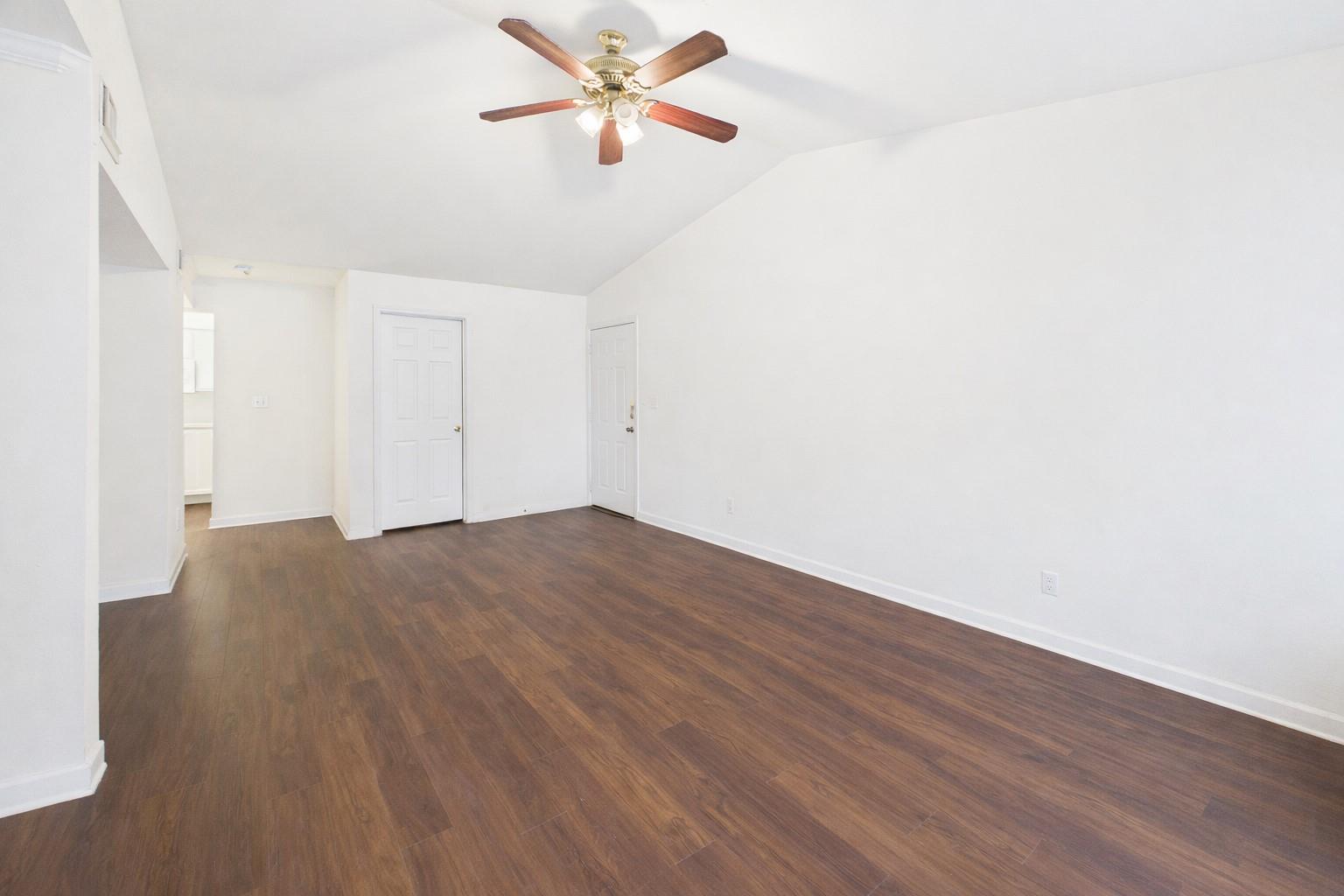 501 W 26th St # 314, Austin, TX 78705