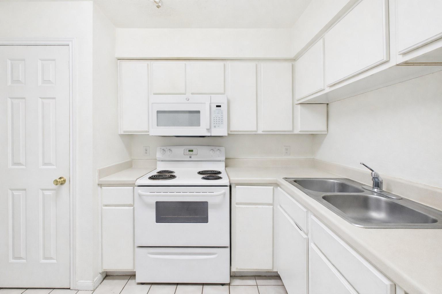 501 W 26th St # 314, Austin, TX 78705