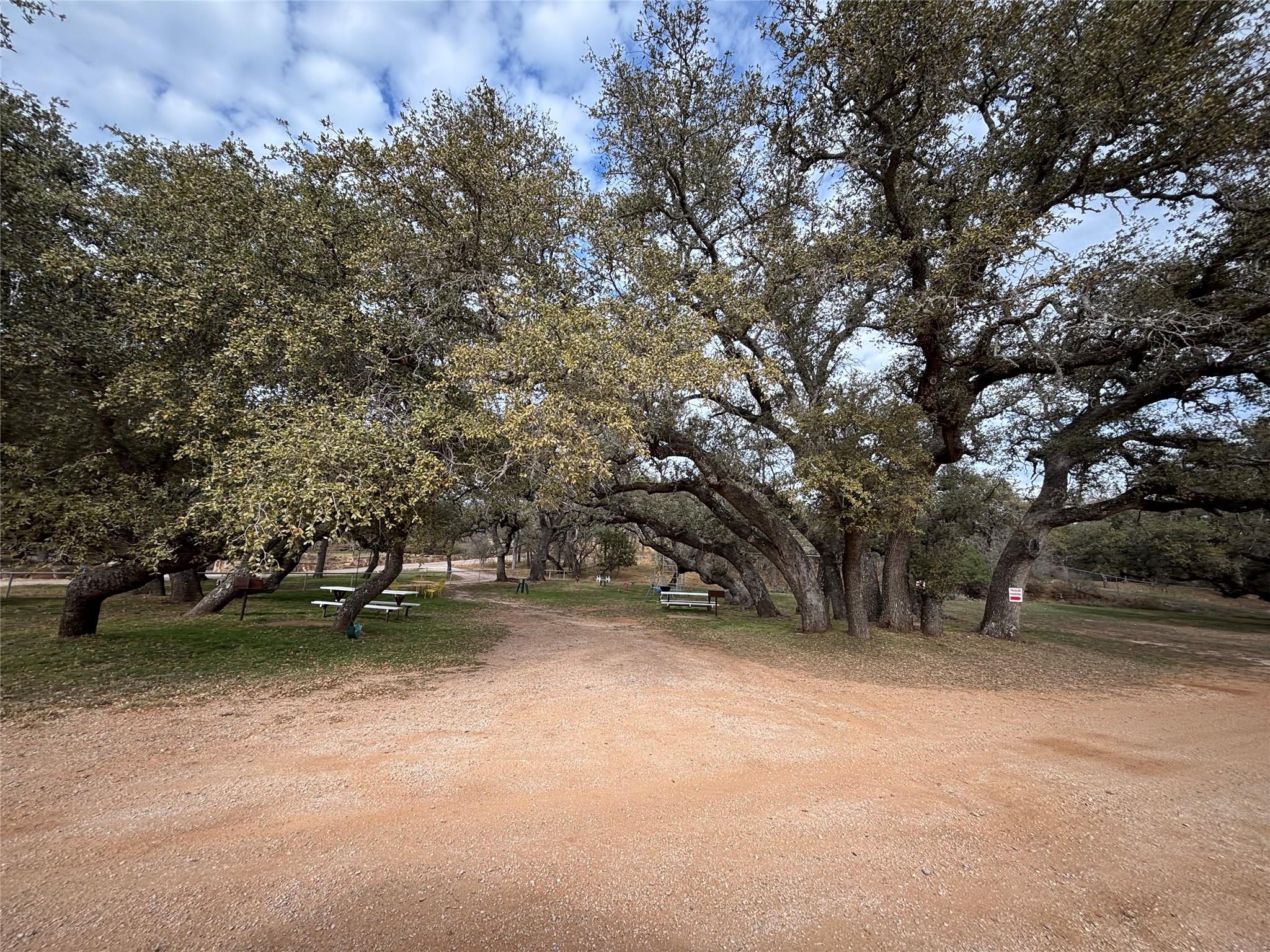 309 S Oak Ln, Burnet, TX 78611