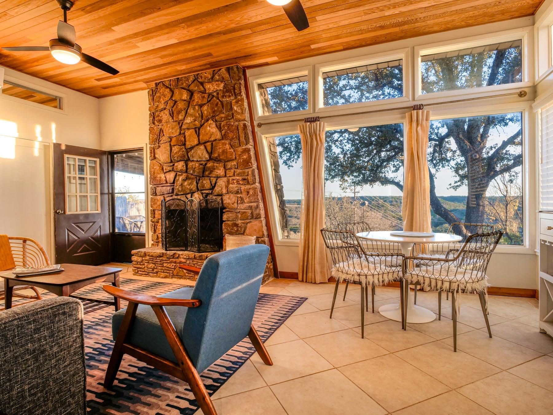 309 S Oak Ln, Burnet, TX 78611