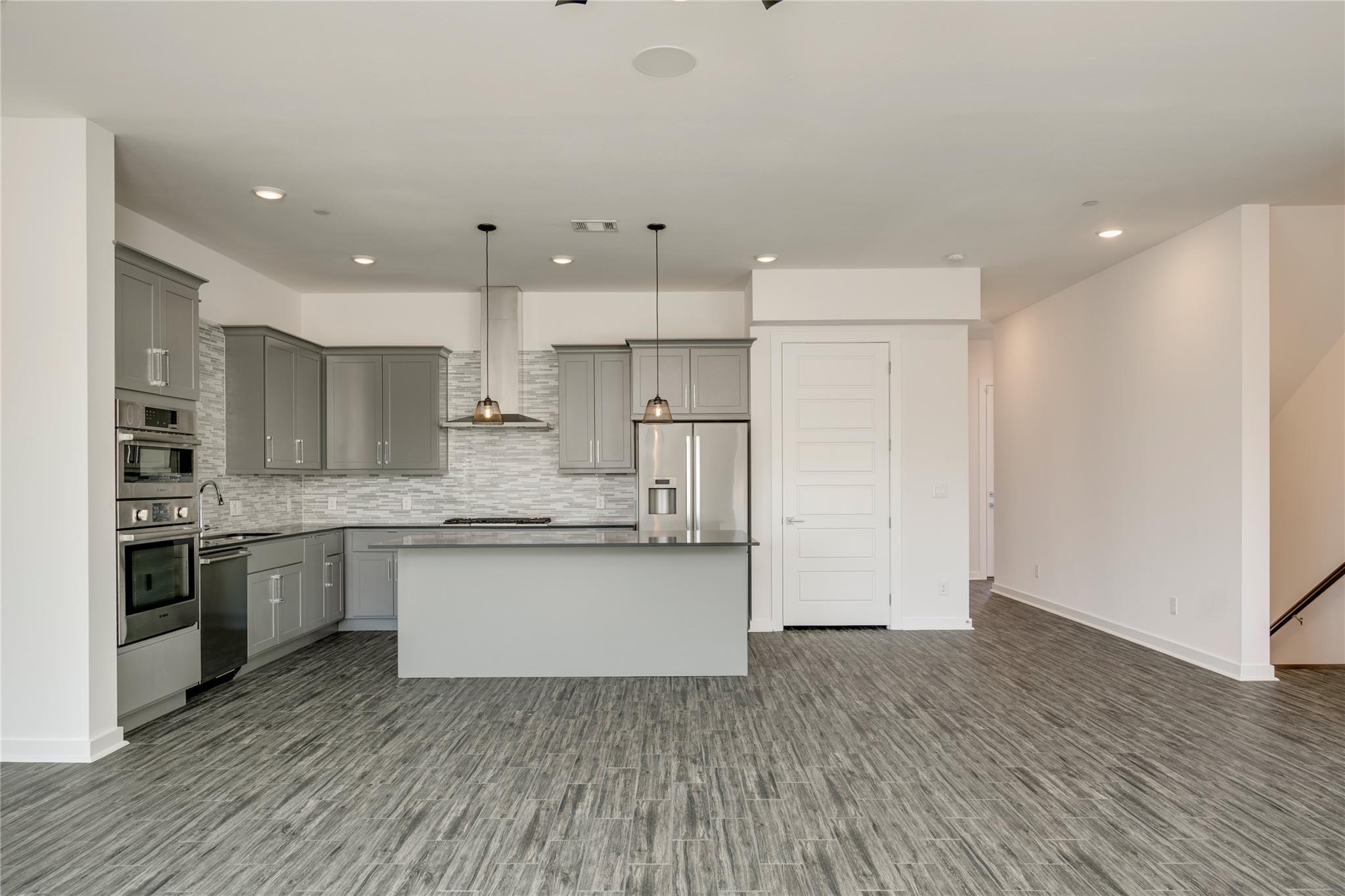 1417 Kramer Ln # 13, Austin, TX 78758