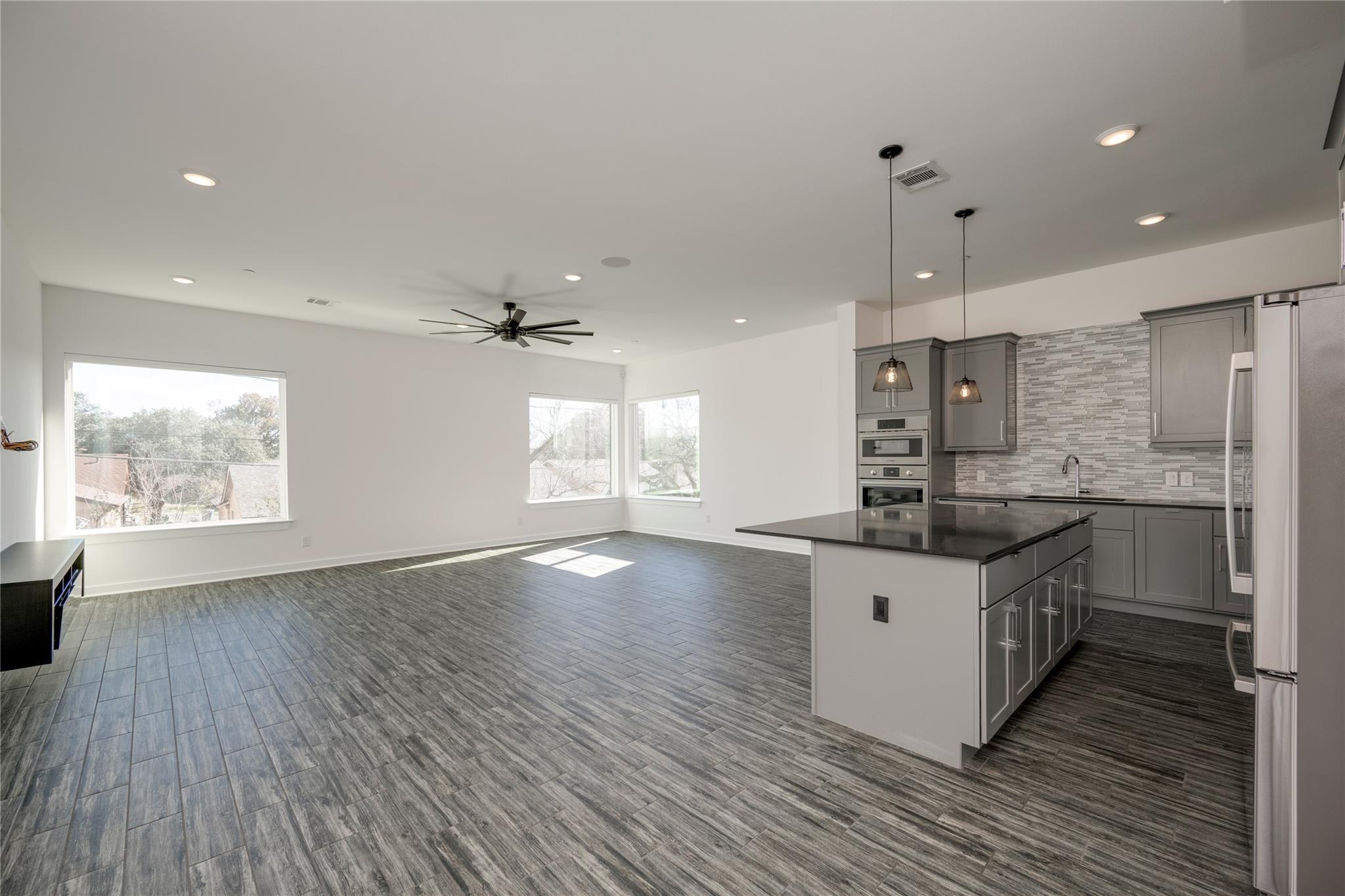 1417 Kramer Ln # 13, Austin, TX 78758