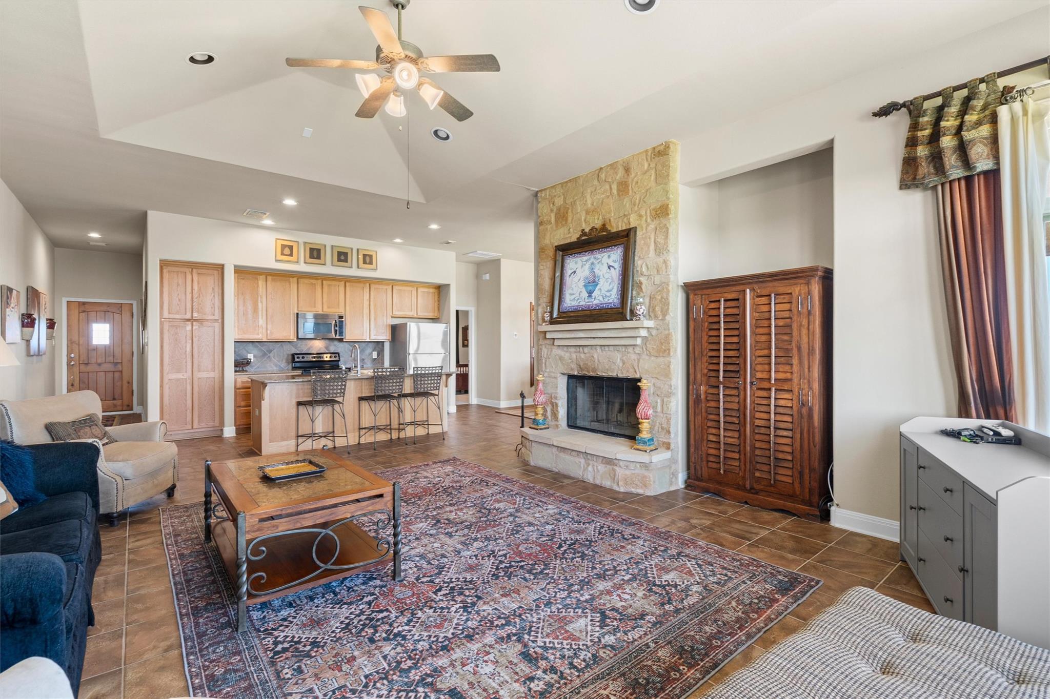 1908 Kahala Sunset Dr # G, Spicewood, TX 78669