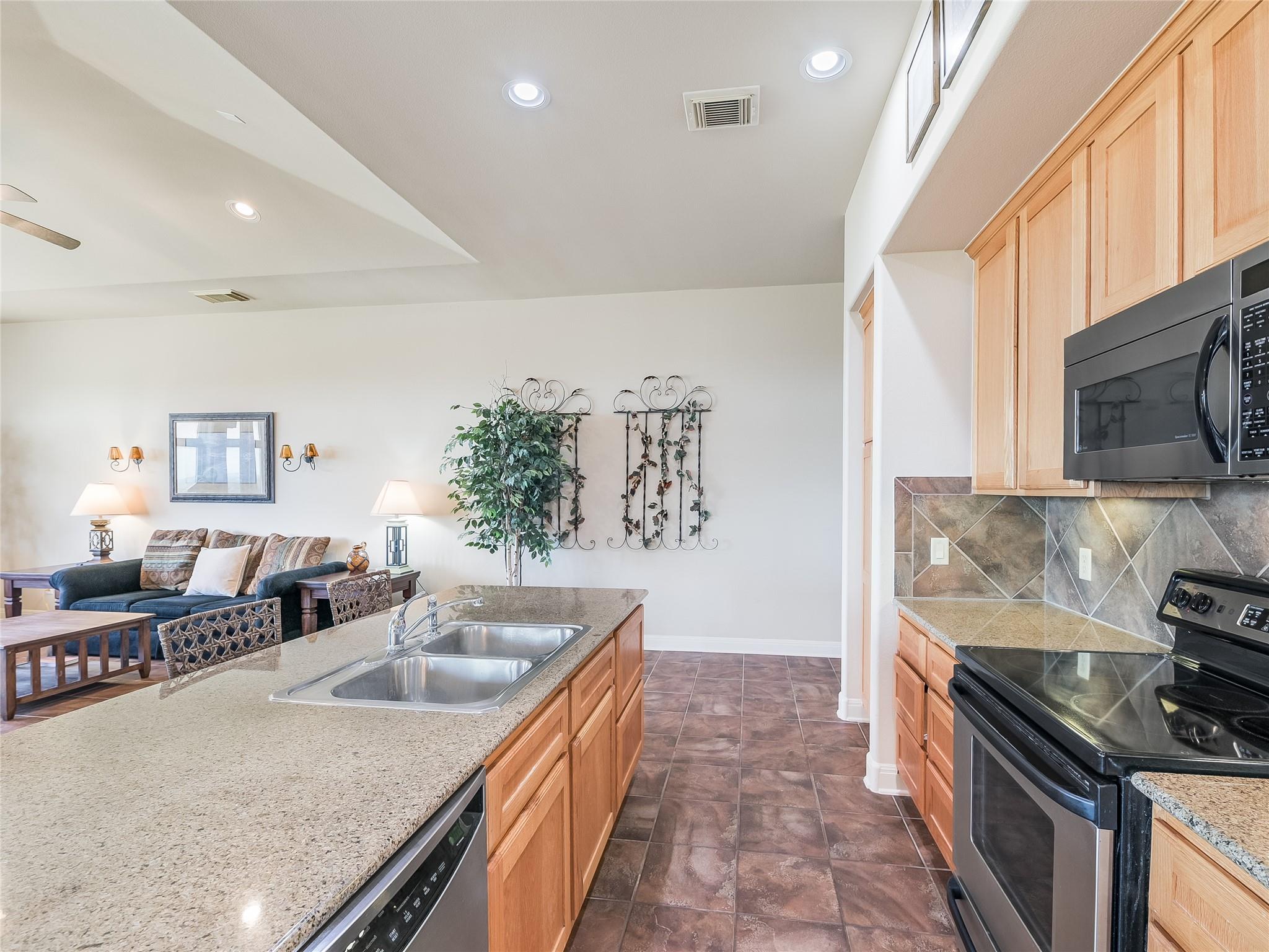 1908 Kahala Sunset Dr # G, Spicewood, TX 78669